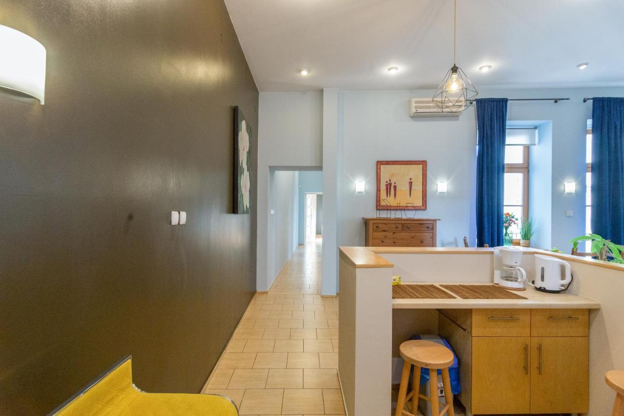 Apartmán House Of Frida Krakov Exteriér fotografie